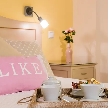 Sebastian's - Agios Gordios Отель