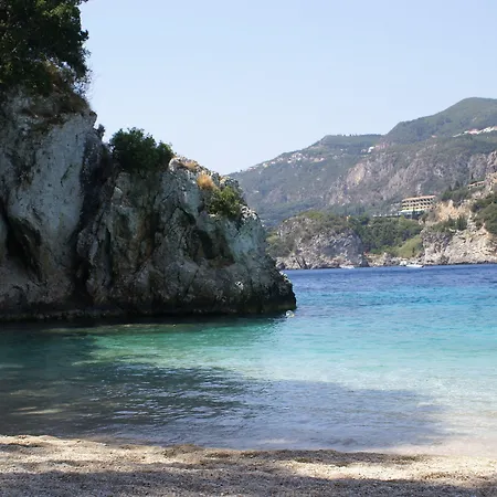 Sebastian's - Agios Gordios 4*