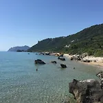 Sebastian's Family And Taverna - Agios Gordios 4*