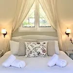 Otel Sebastian's - Agios Gordios 4*