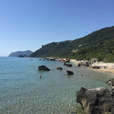 Sebastian's Family And Taverna - Agios Gordios 4*
