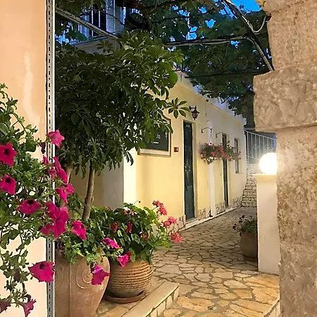 فندق Sebastian's Family And Taverna - Agios Gordios