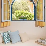 Sebastian's - Agios Gordios 4*