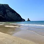 Sebastian's - Agios Gordios Hotel 4*
