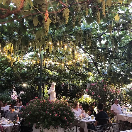 Sebastian's - Agios Gordios Hotel Agios Gordios (Corfu)